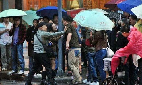 昌吉吃瓜群众事件真相视频,真相视频背后的真相